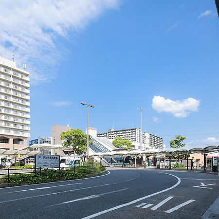 Vessel Inn Shigamoriyama Station Eksteriør bilde