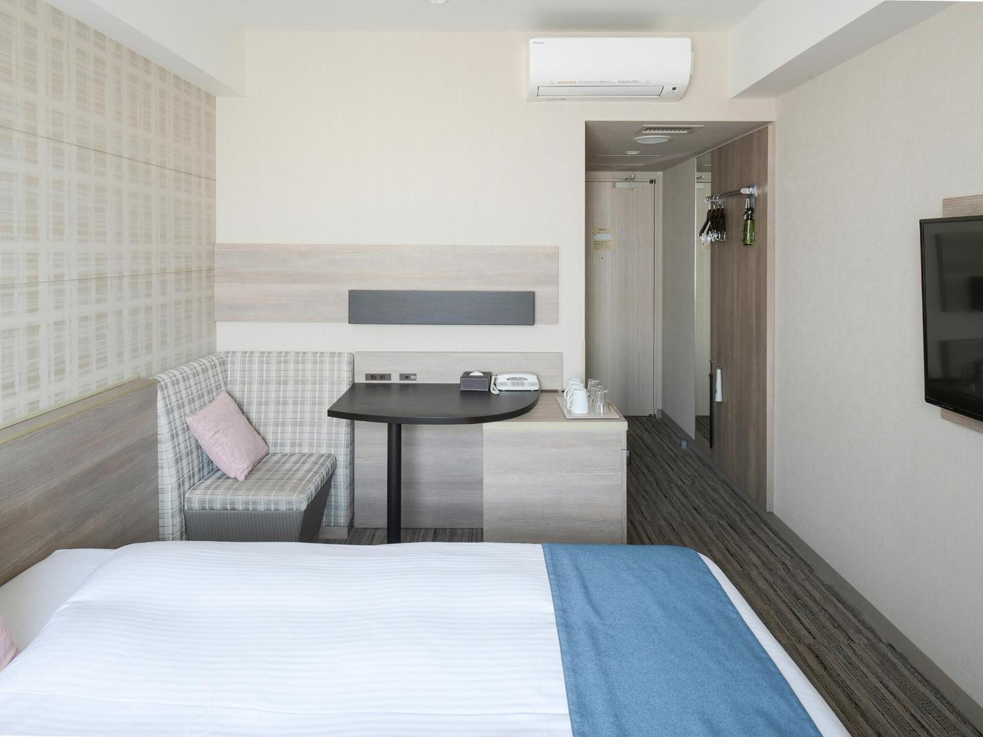 Vessel Inn Shigamoriyama Station Eksteriør bilde