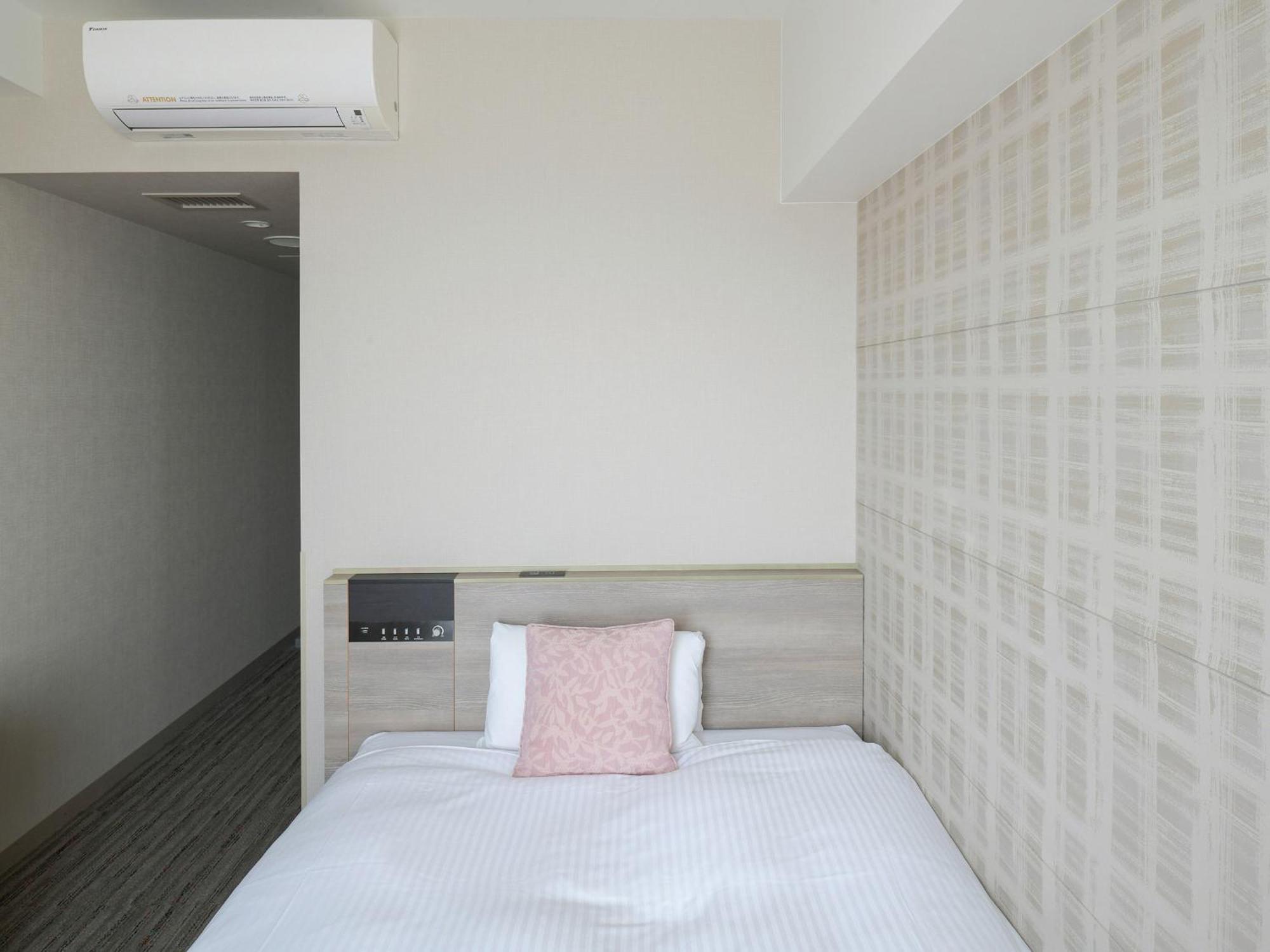 Vessel Inn Shigamoriyama Station Eksteriør bilde